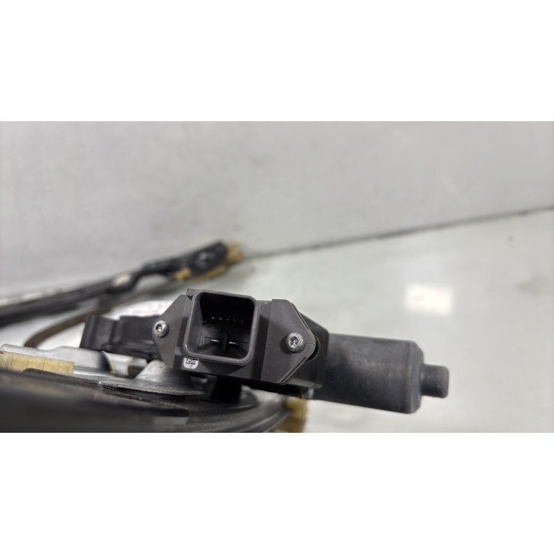 Leve vitre electrique avant gauche OPEL ASTRA J Photo n°10