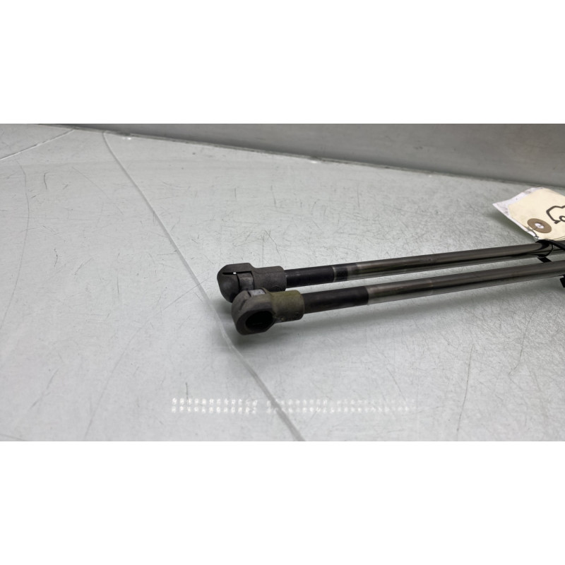 Verin de coffre BMW SERIE 3 E46 Photo n°3