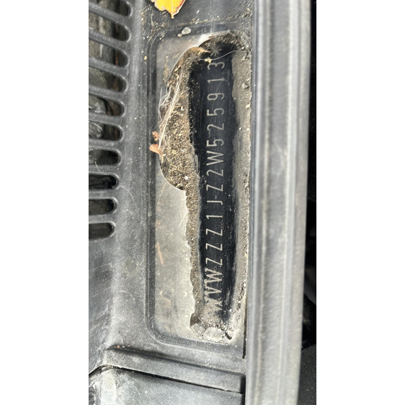 Calandre VOLKSWAGEN BORA Photo n°8