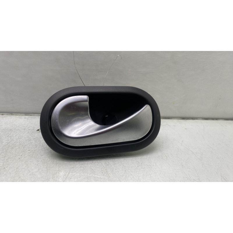 Poignee interieur arriere gauche RENAULT SCENIC 2 Photo n°1
