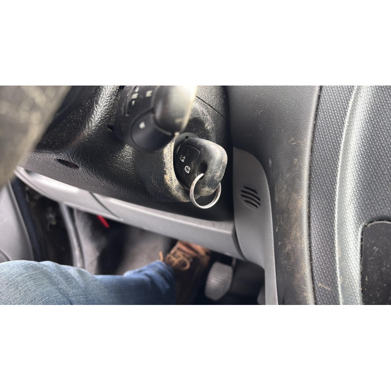 Moteur CITROEN XSARA PICASSO Photo n°19
