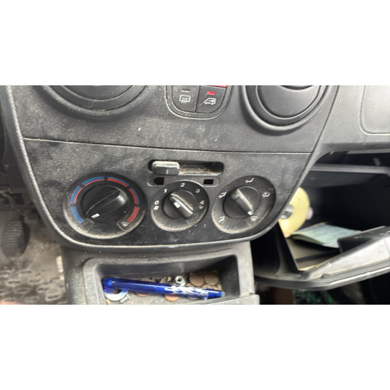 Moteur essuie glace avant FIAT FIORINO 3 Photo n°16
