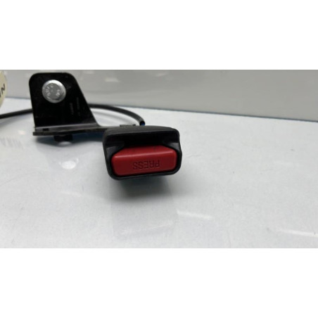 Attache ceinture arriere gauche RENAULT KADJAR Photo n°1