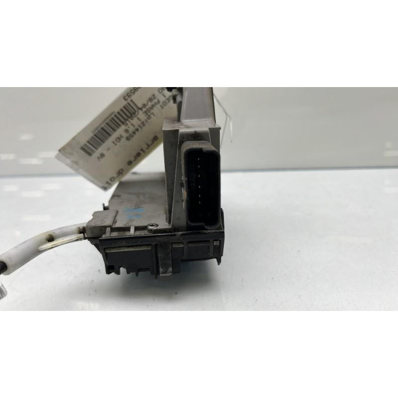Serrure arriere droit PEUGEOT 208 1 Photo n°6