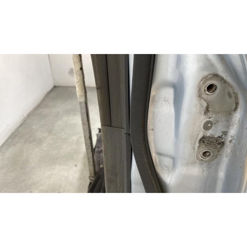 Porte arriere gauche TOYOTA AURIS 1 Photo n°4
