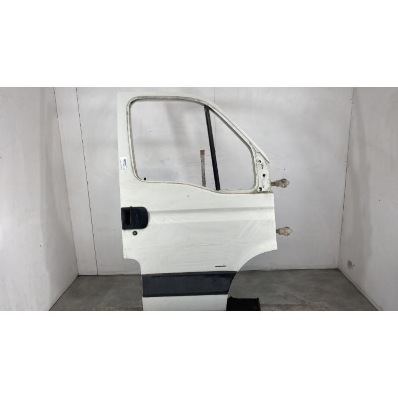 Porte avant droit IVECO DAILY 4 Photo n°1