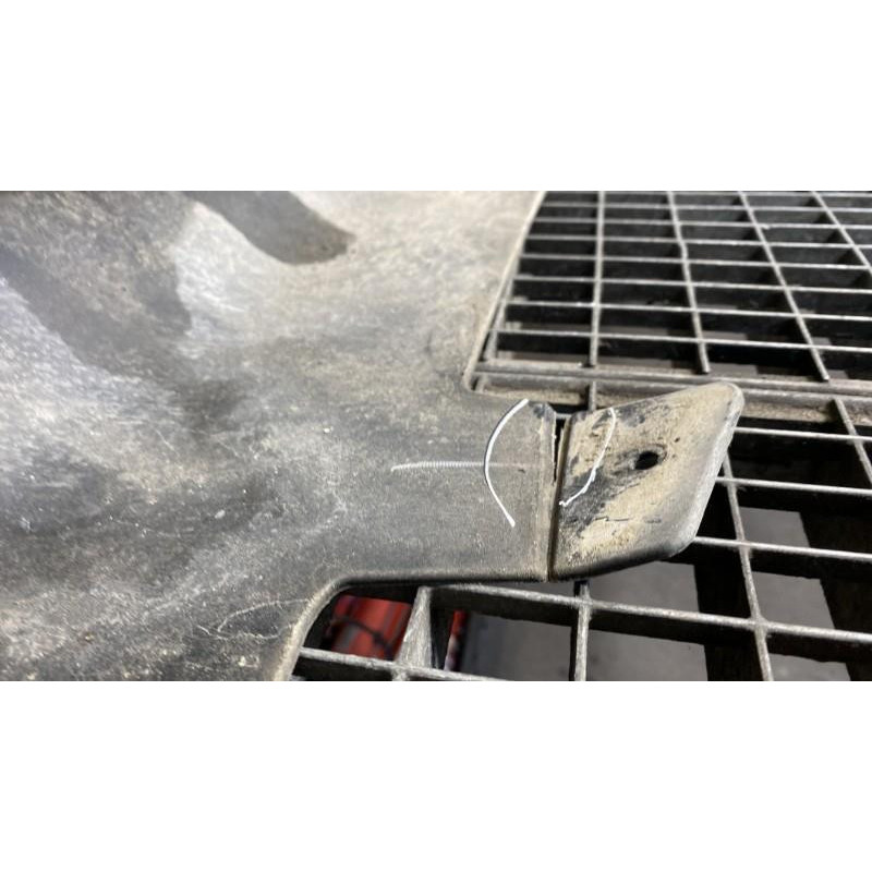 Pare choc arriere CITROEN C4 CACTUS Photo n°7