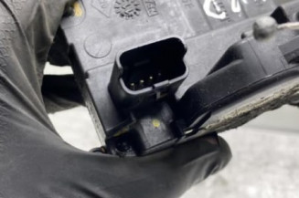 Serrure avant droit RENAULT SCENIC 3