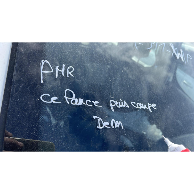 Poignee porte laterale gauche PEUGEOT PARTNER 2 Photo n°9