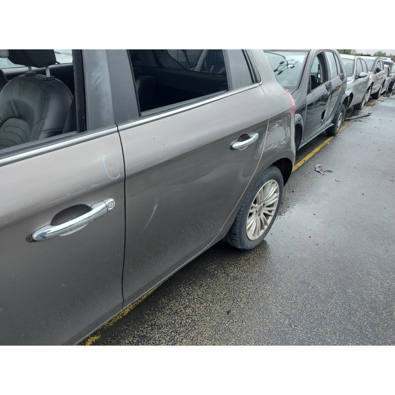 Moteur essuie glace arriere FIAT BRAVO 2 Photo n°16