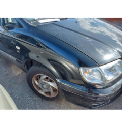 Feu arriere stop central HYUNDAI TRAJET