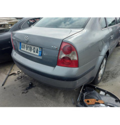 Serrure avant droit VOLKSWAGEN PASSAT 4