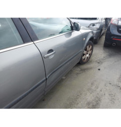 Serrure avant droit VOLKSWAGEN PASSAT 4
