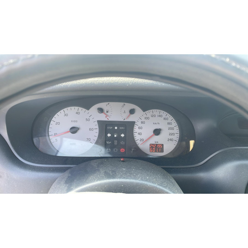 Malle/Hayon arriere RENAULT MEGANE 1 Photo n°9