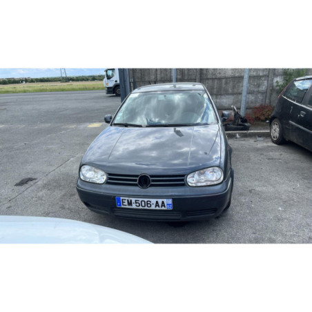 Charniere de capot VOLKSWAGEN GOLF 4 Photo n°1