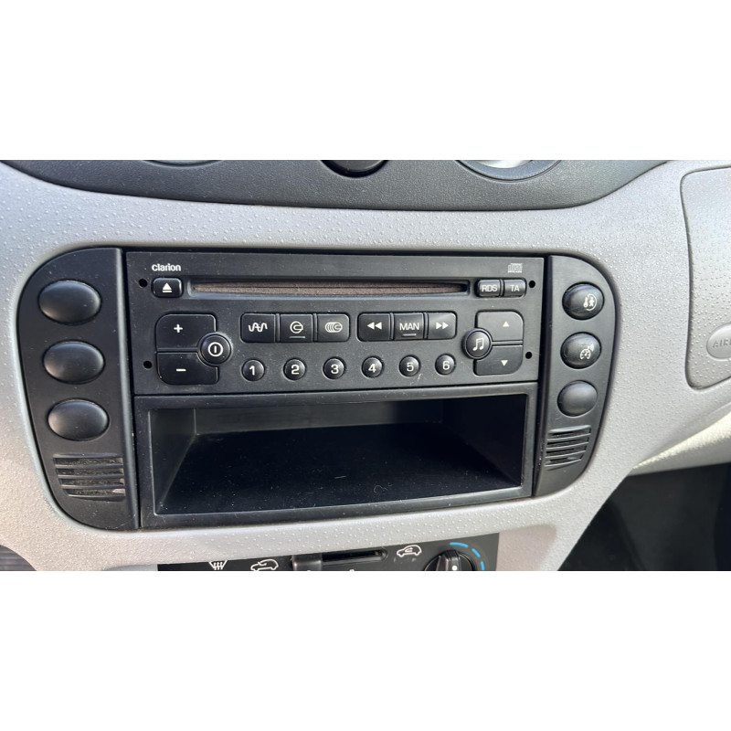 Pare boue arriere droit CITROEN C3 1 Photo n°4