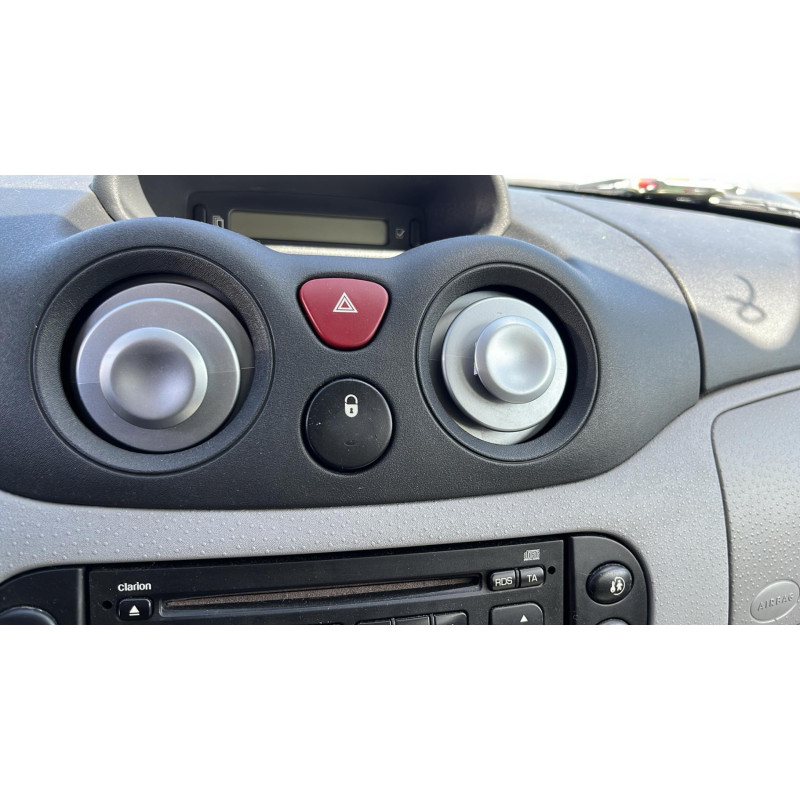 Pare boue arriere droit CITROEN C3 1 Photo n°7