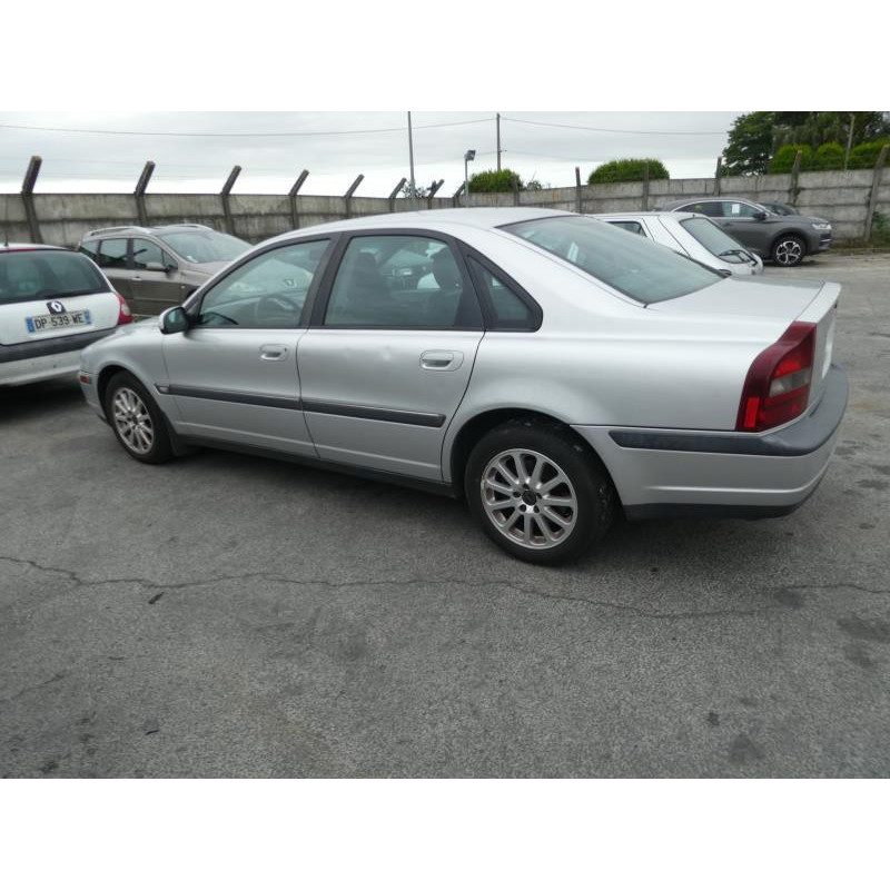 Pare boue avant droit VOLVO S 80 1 Photo n°8