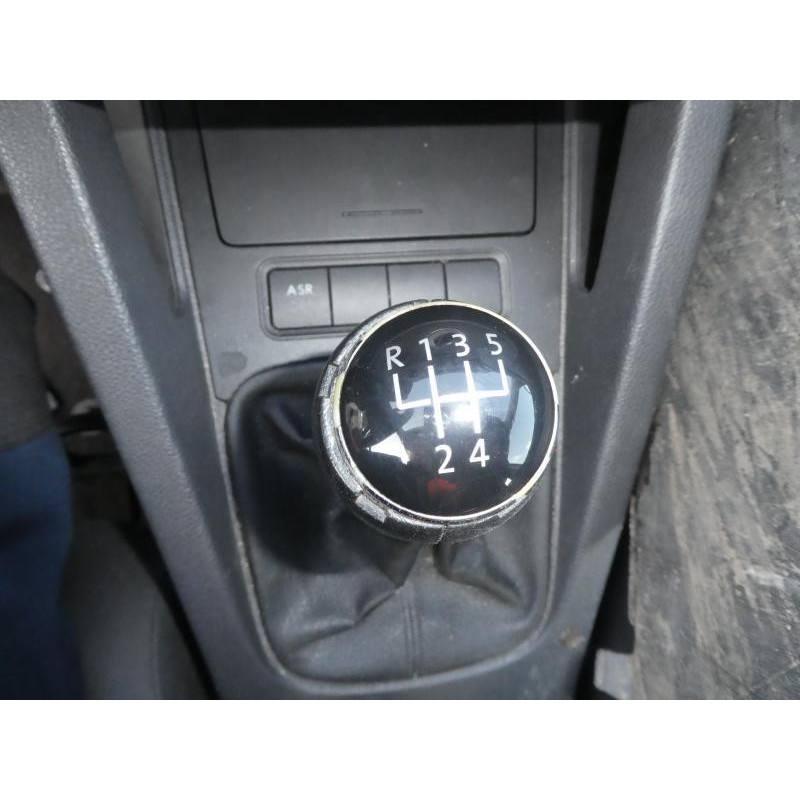 Vitre avant droit VOLKSWAGEN GOLF 5 Photo n°7