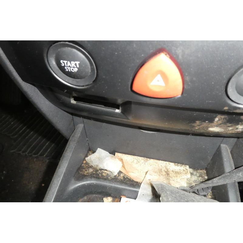 Porte avant droit RENAULT MEGANE 2 Photo n°8