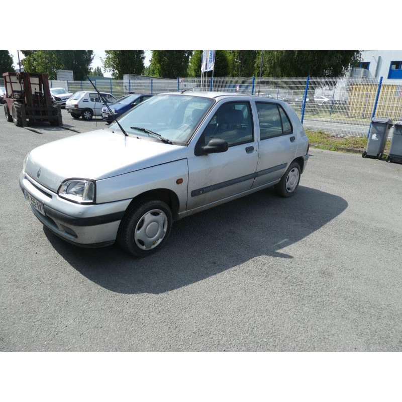 Jante RENAULT CLIO 1 Photo n°11