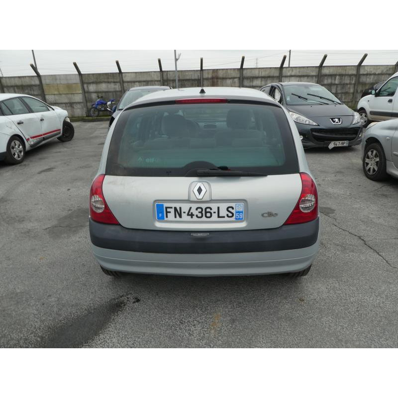 Plage arriere RENAULT CLIO 2 Photo n°10