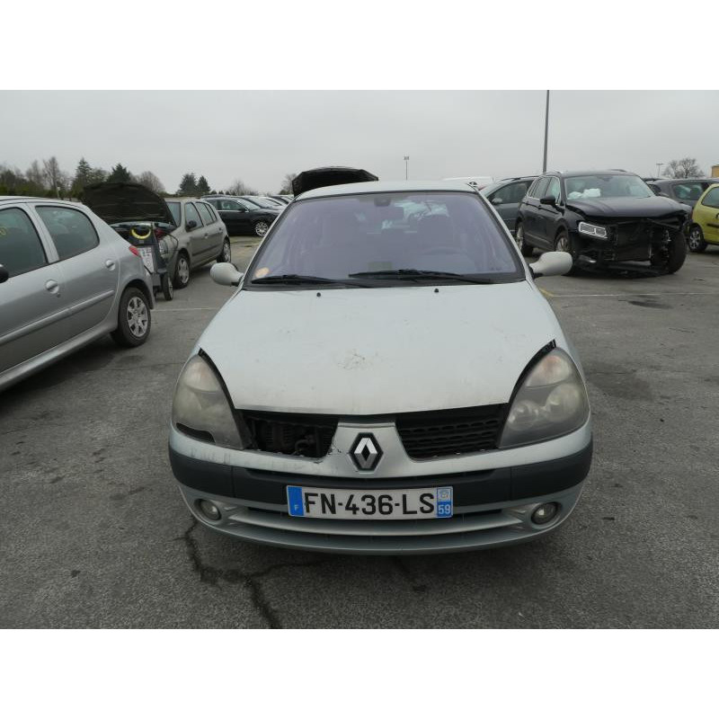 Plage arriere RENAULT CLIO 2 Photo n°11