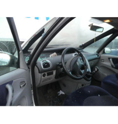 Pare boue avant gauche CITROEN XSARA PICASSO