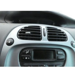 Pare boue avant gauche CITROEN XSARA PICASSO