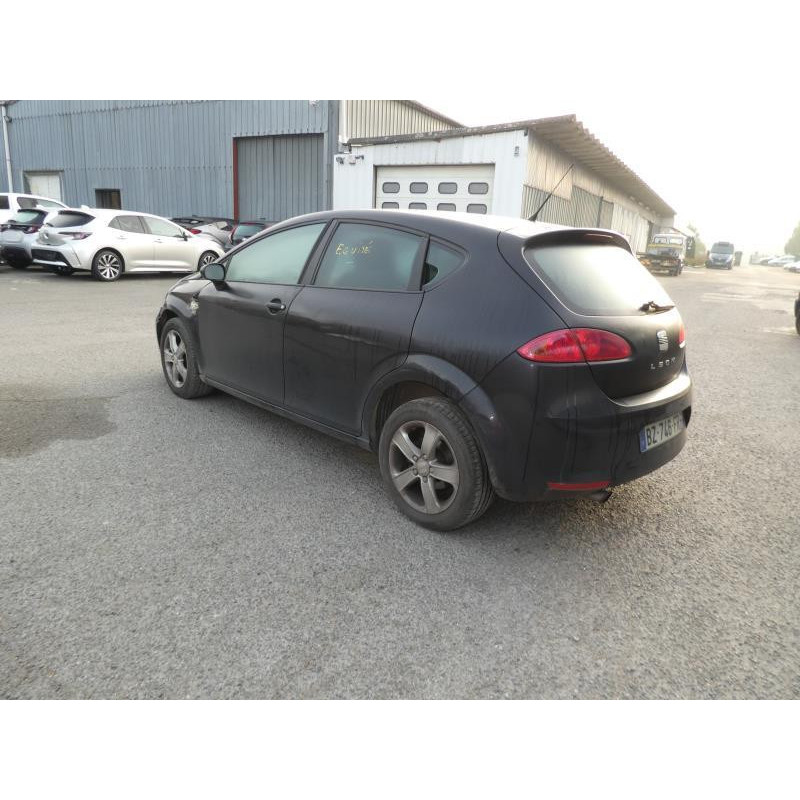 Air bag conducteur SEAT LEON 2 Photo n°1
