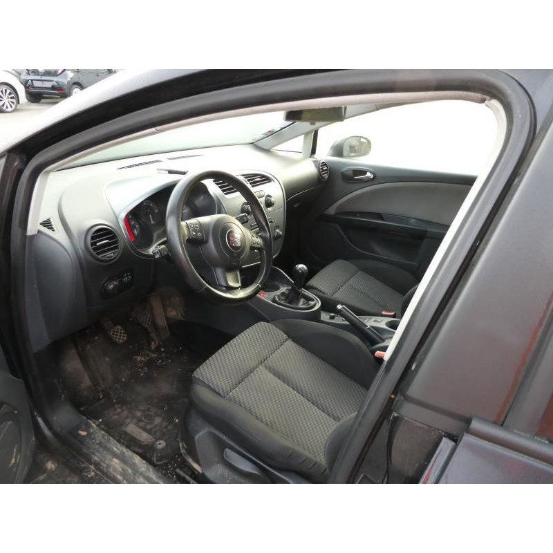 Air bag conducteur SEAT LEON 2 Photo n°2