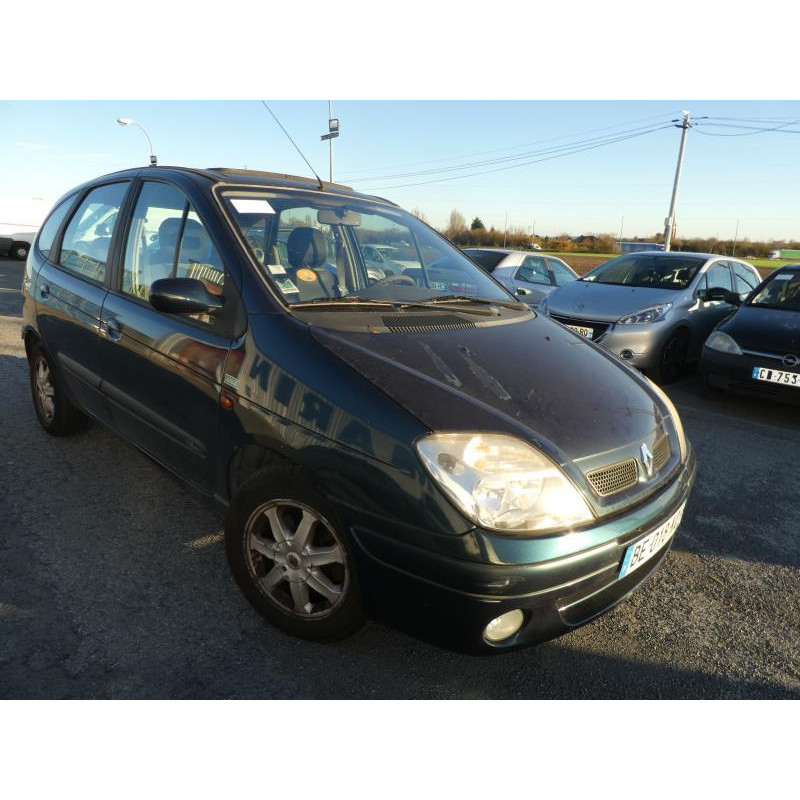 Air bag conducteur RENAULT SCENIC 1 Photo n°9