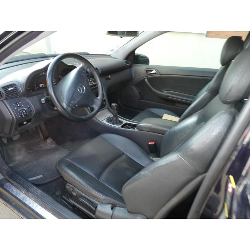 Air bag conducteur MERCEDES CLASSE C 203 COUPE SPORT Photo n°6