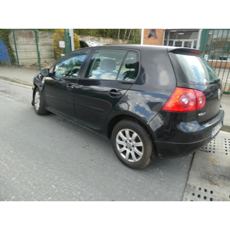 Air bag conducteur VOLKSWAGEN GOLF 5 Photo n°8