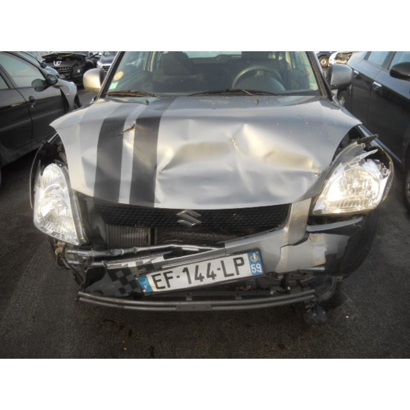 Air bag conducteur SUZUKI SWIFT 3 Photo n°2