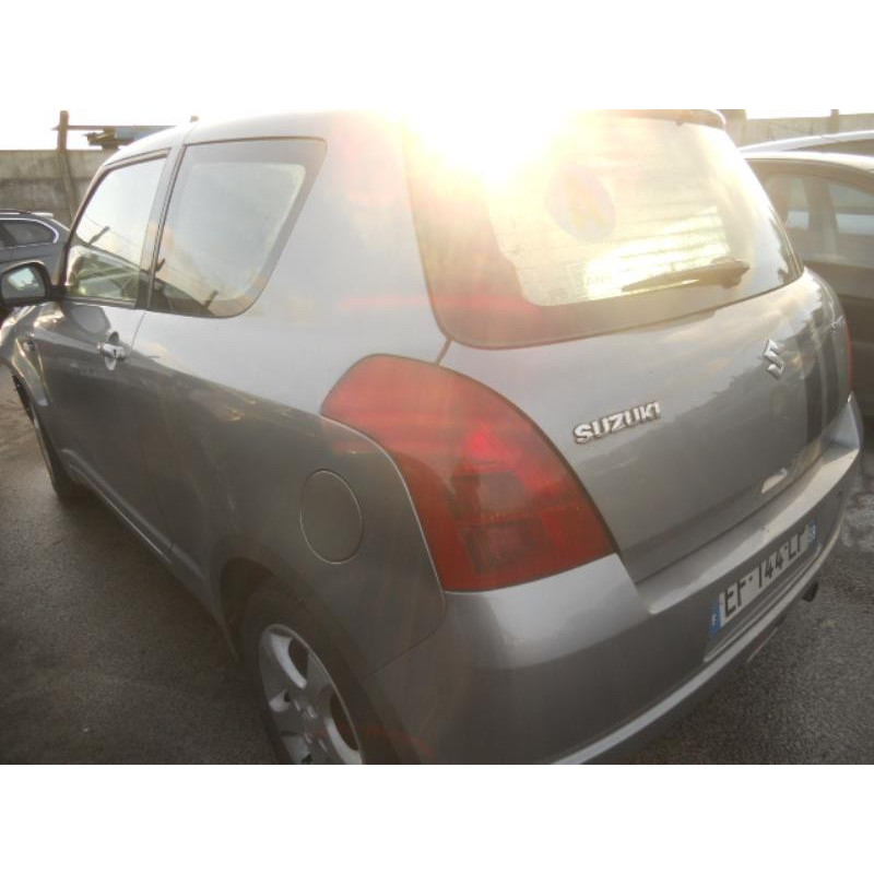 Air bag conducteur SUZUKI SWIFT 3 Photo n°5