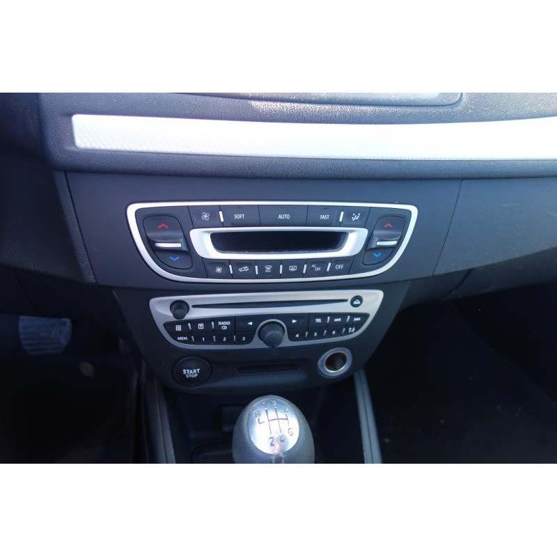 Air bag conducteur RENAULT MEGANE 3 Photo n°7
