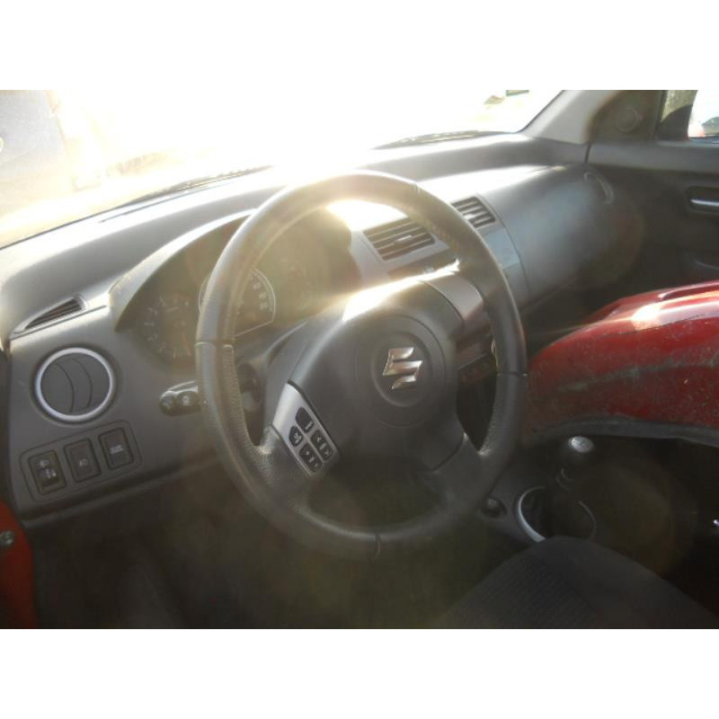 Volant SUZUKI SWIFT 3 Photo n°6