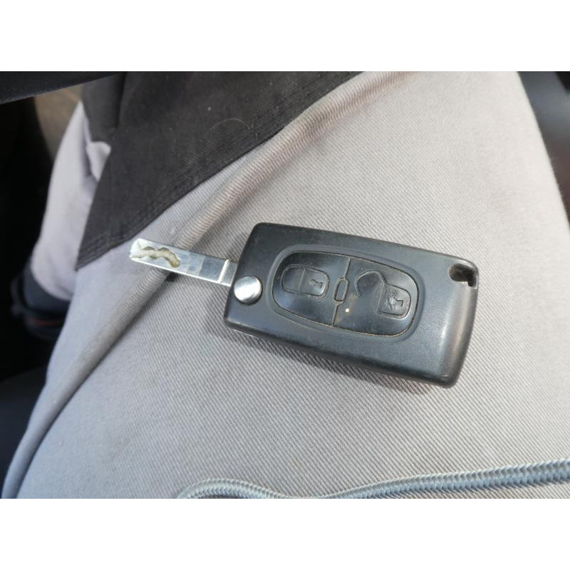 Volant CITROEN C4 2 Photo n°5