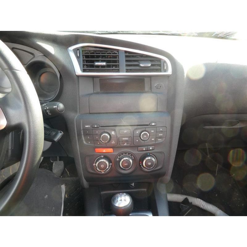 Volant CITROEN C4 2 Photo n°9