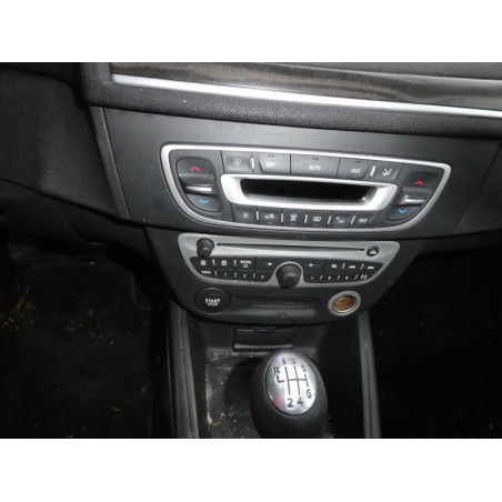 Air bag conducteur RENAULT MEGANE 3 Photo n°1