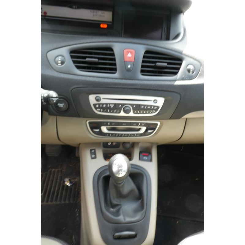 Volant RENAULT GRAND SCENIC 3 Photo n°1