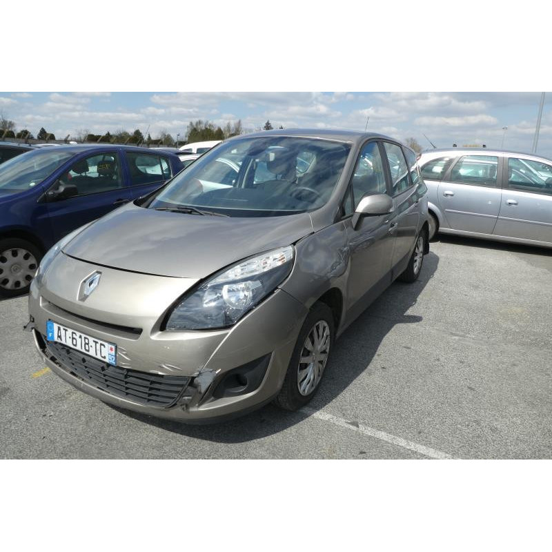 Volant RENAULT GRAND SCENIC 3 Photo n°4