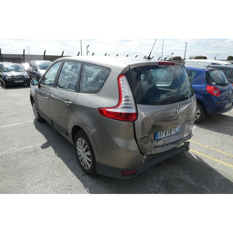 Volant RENAULT GRAND SCENIC 3 Photo n°5