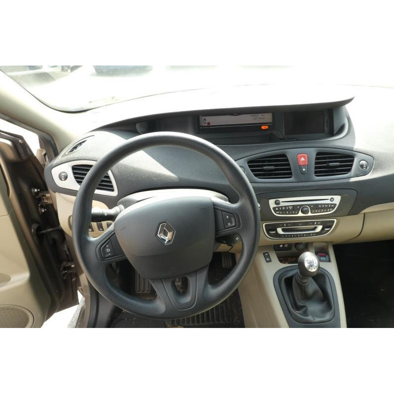 Volant RENAULT GRAND SCENIC 3 Photo n°9