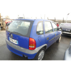 Vitre avant droit OPEL CORSA B