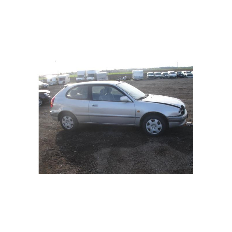 Plage arriere TOYOTA COROLLA 9 Photo n°2