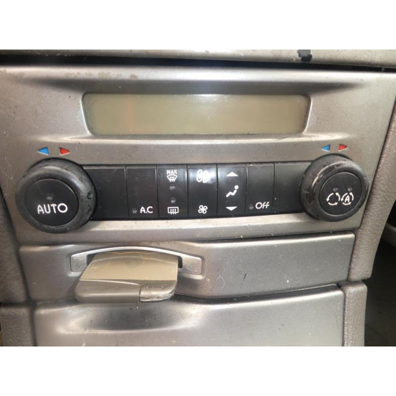 Air bag conducteur RENAULT LAGUNA 2 Photo n°4