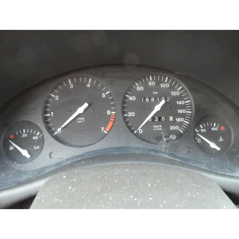 Plage arriere OPEL CORSA B Photo n°5