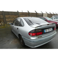 Cardan gauche (transmission) RENAULT LAGUNA 1